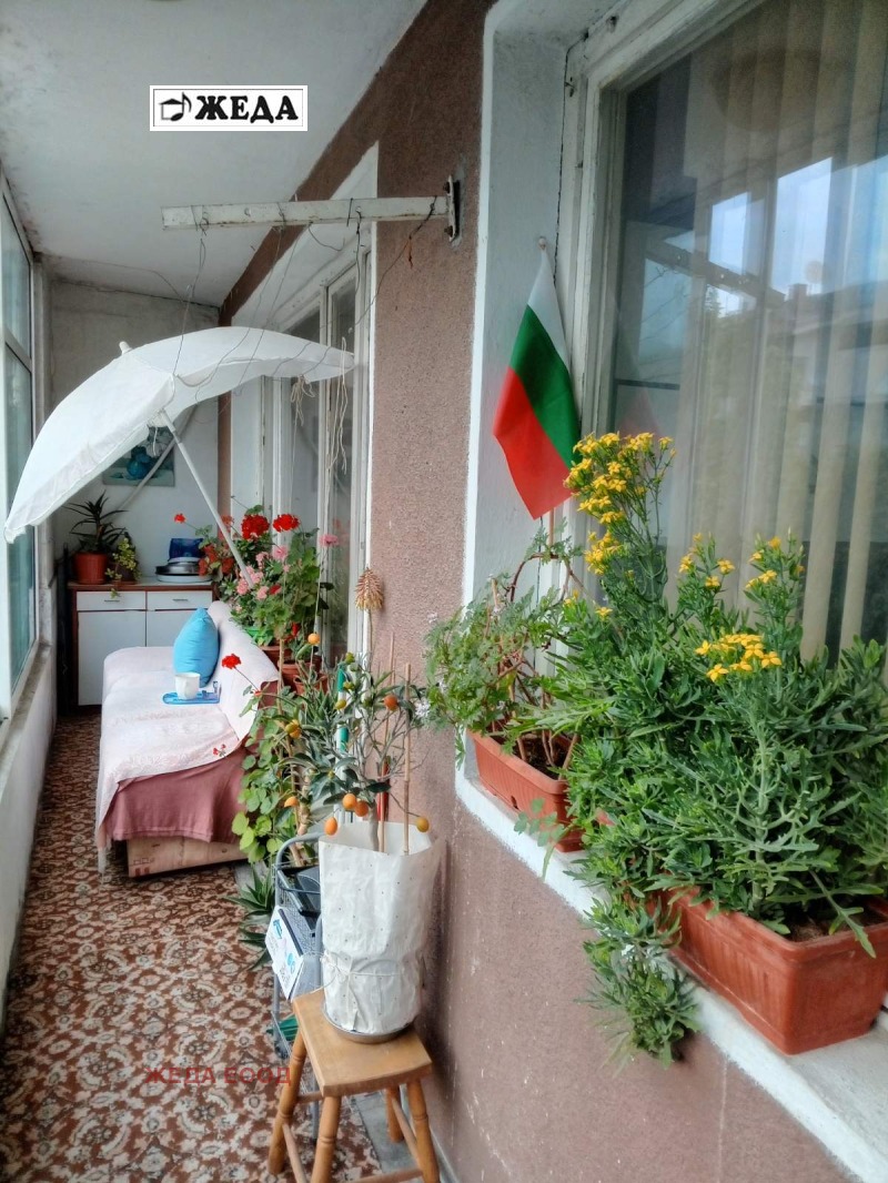 Продава  4-стаен област Плевен , гр. Левски , 80 кв.м | 70179424