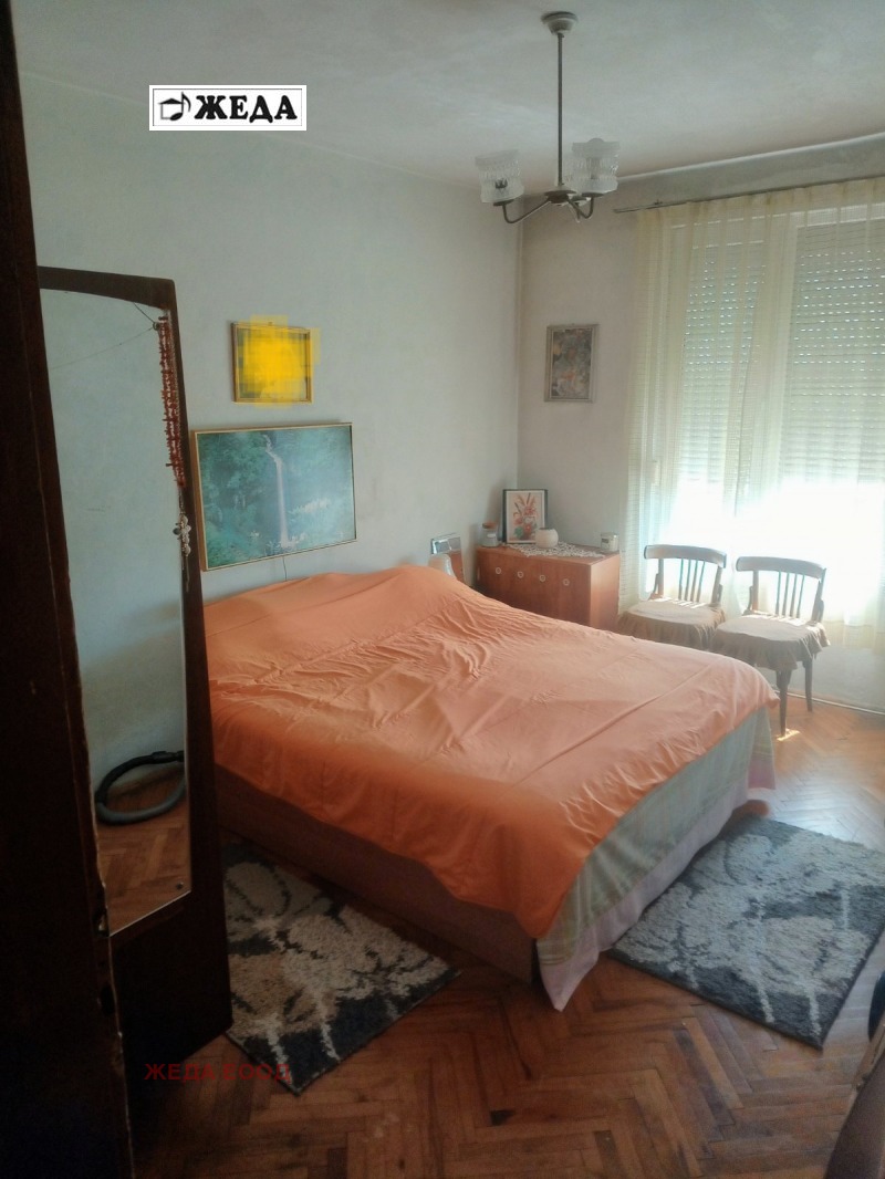 Продава  4-стаен област Плевен , гр. Левски , 80 кв.м | 70179424 - изображение [6]