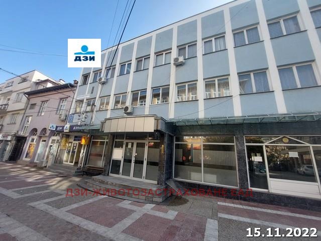 Te koop  Kantoor regio Pazardzjik , Peshtera , 320 m² | 82230138