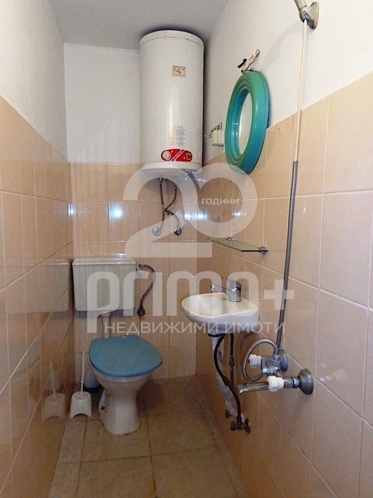 Продава ЕТАЖ ОТ КЪЩА, гр. Велико Търново, Център, снимка 13 - Етаж от къща - 52629638