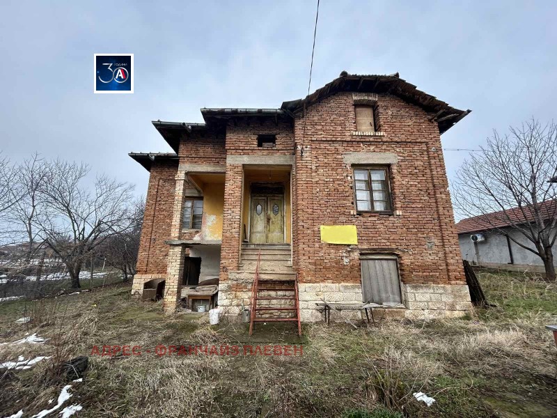 Продава  Къща, област Плевен, с. Коиловци • 30 000 EUR • ID 82004872 — holmes.bg - [1] 