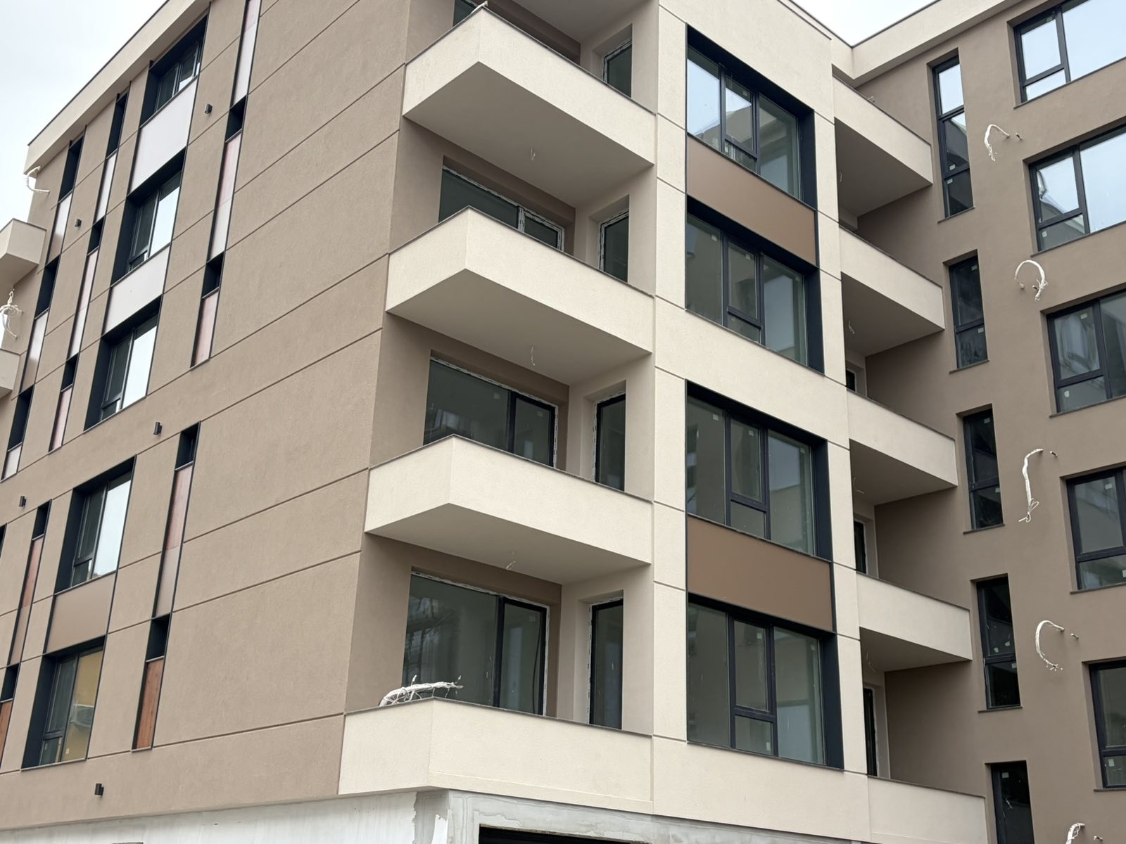 Продава 2-СТАЕН, гр. Поморие, област Бургас, снимка 2 - Апартаменти - 53626035