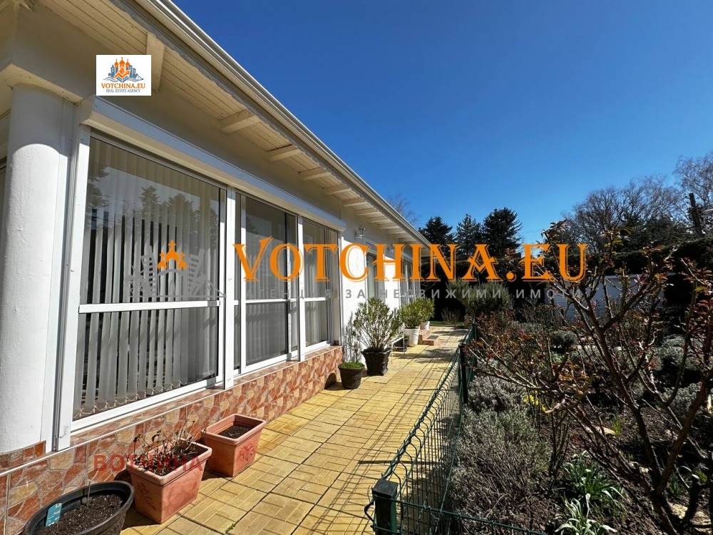 Продава КЪЩА, с. Соколово, област Добрич, снимка 2 - Къщи - 54817518