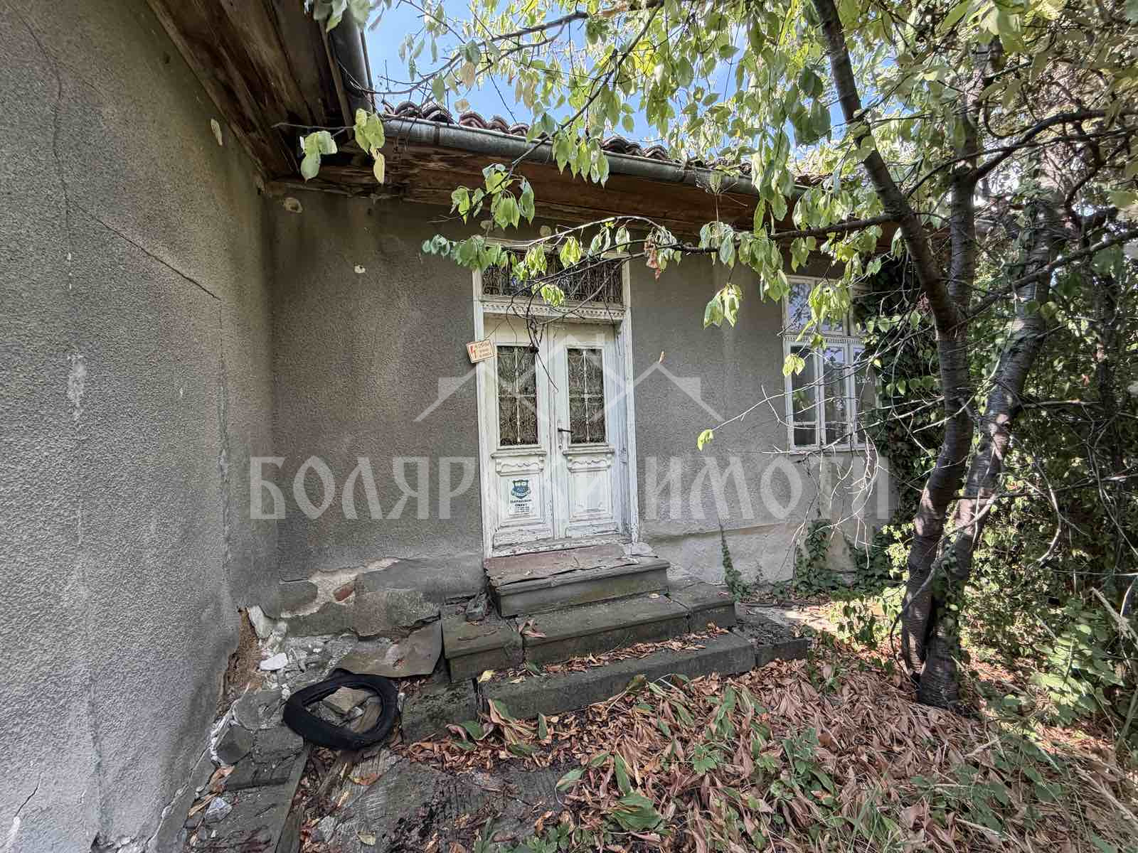 Продава КЪЩА, гр. Лясковец, област Велико Търново, снимка 2 - Къщи - 56003431