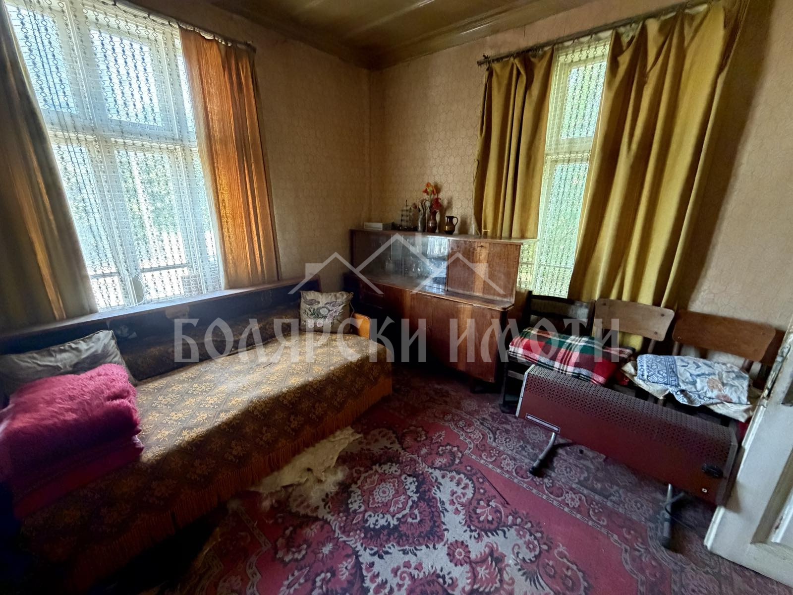 Продава КЪЩА, гр. Лясковец, област Велико Търново, снимка 7 - Къщи - 56003431