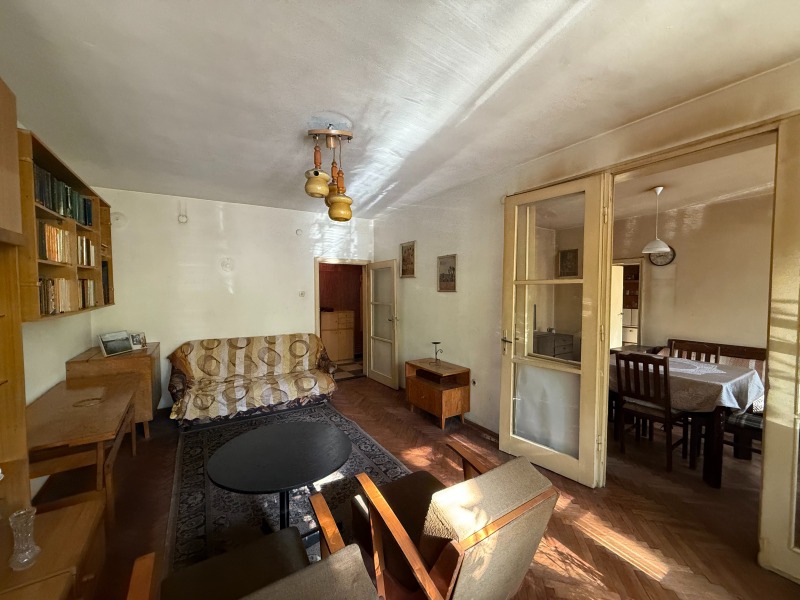 Eladó  2 hálószobás Plovdiv , Centar , 100 négyzetméter | 93070619 - kép [3]