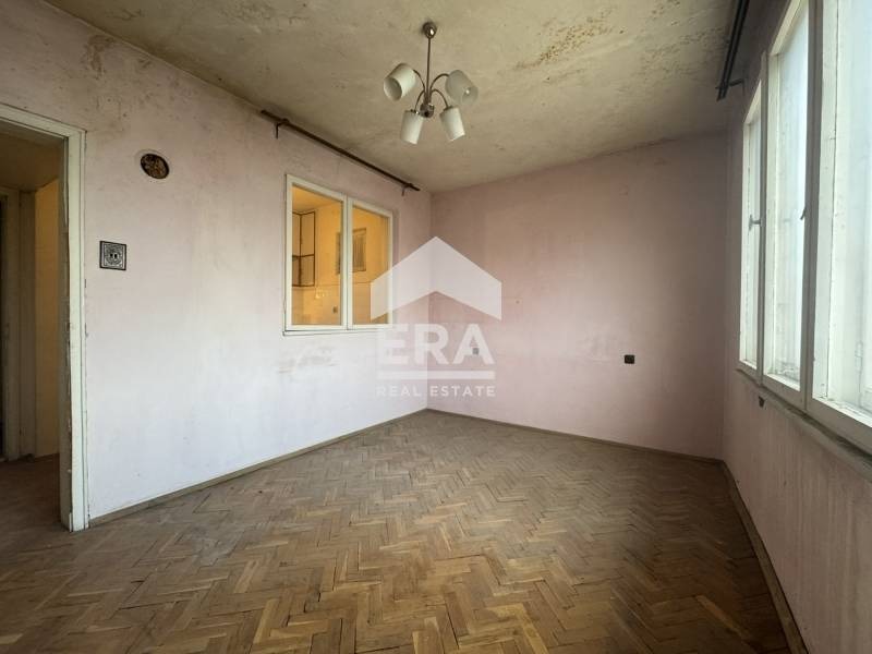 Продава 3-СТАЕН, гр. Силистра, Център, снимка 6 - Апартаменти - 53602086