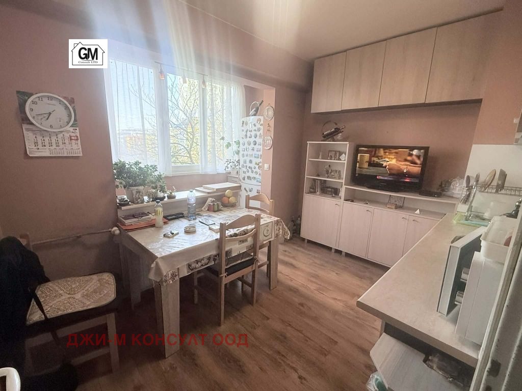 Продава 3-СТАЕН, гр. София, Борово, снимка 2 - Апартаменти - 54186121