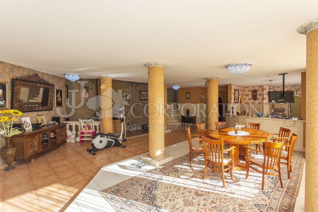 Продава КЪЩА, гр. София, Бояна, снимка 2 - Къщи - 46240999