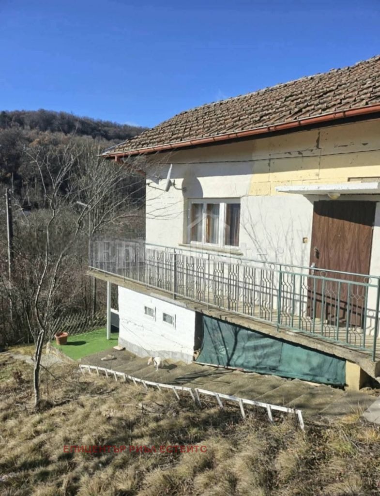 Продава КЪЩА, с. Ръжавец, област Перник, снимка 3 - Къщи - 55944970