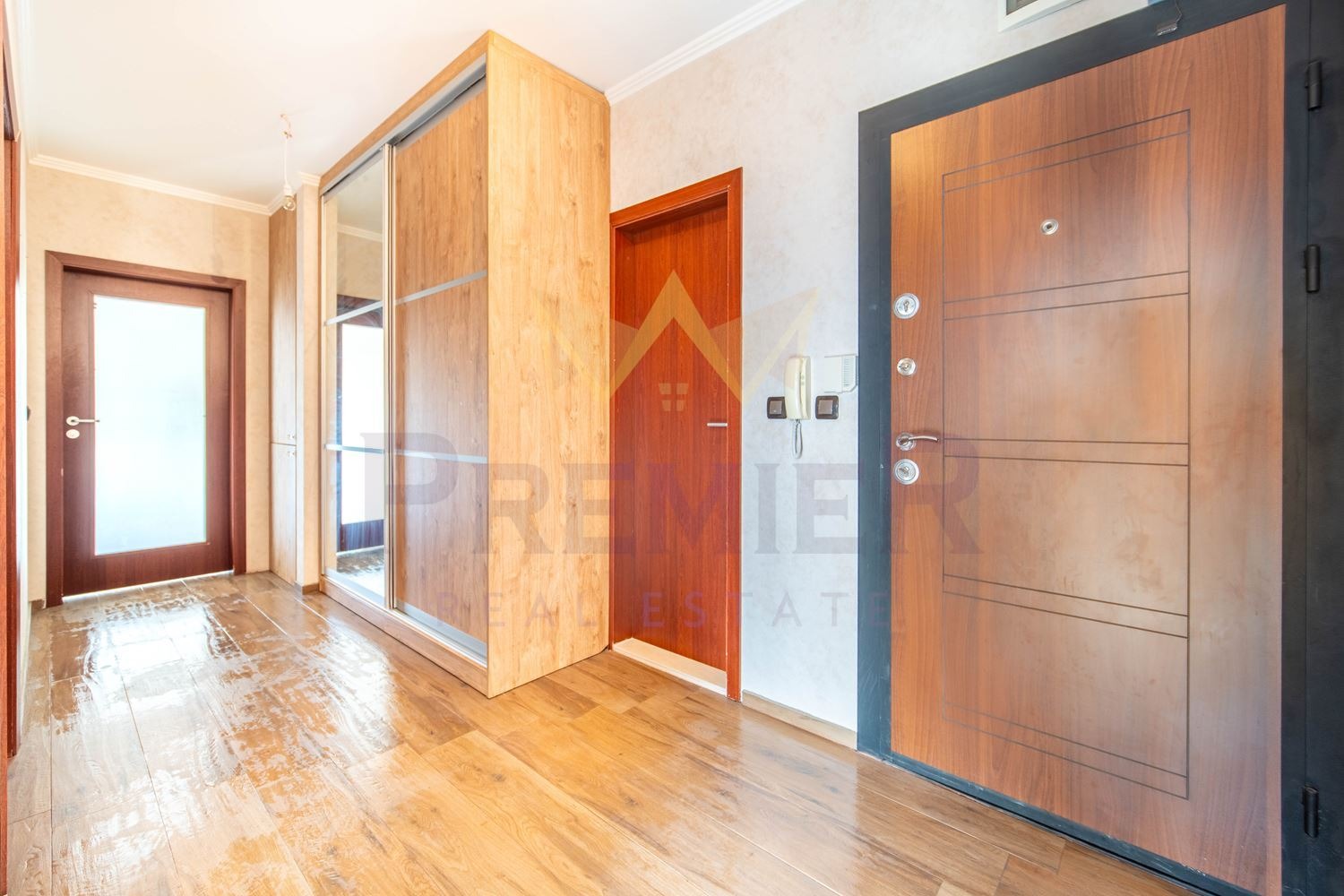 Продава 3-СТАЕН, гр. Варна, м-т Горна Трака, снимка 7 - Апартаменти - 54701712