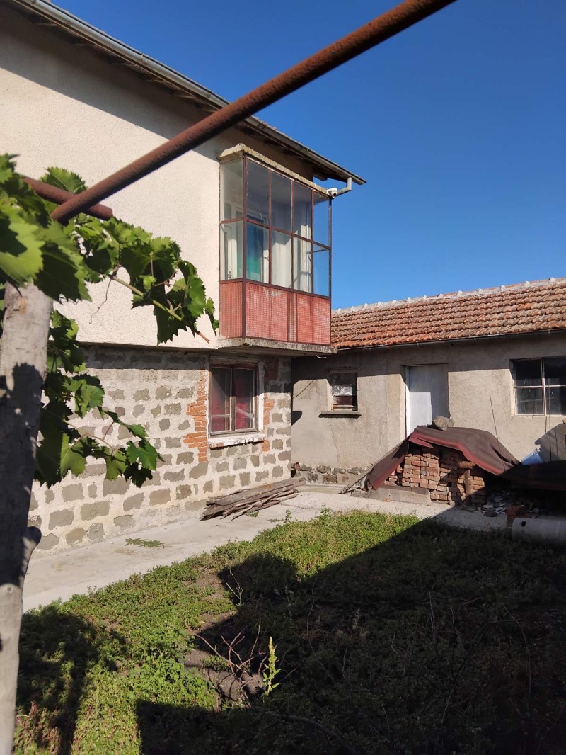 Продава КЪЩА, с. Орлинци, област Бургас, снимка 11 - Къщи - 52779921