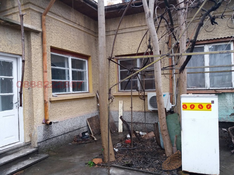 Продава КЪЩА, гр. Силистра, Център, снимка 2 - Къщи - 52785857