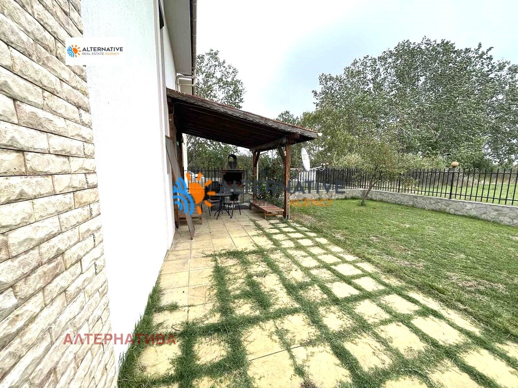 Продава КЪЩА, с. Гюльовца, област Бургас, снимка 14 - Къщи - 54539711