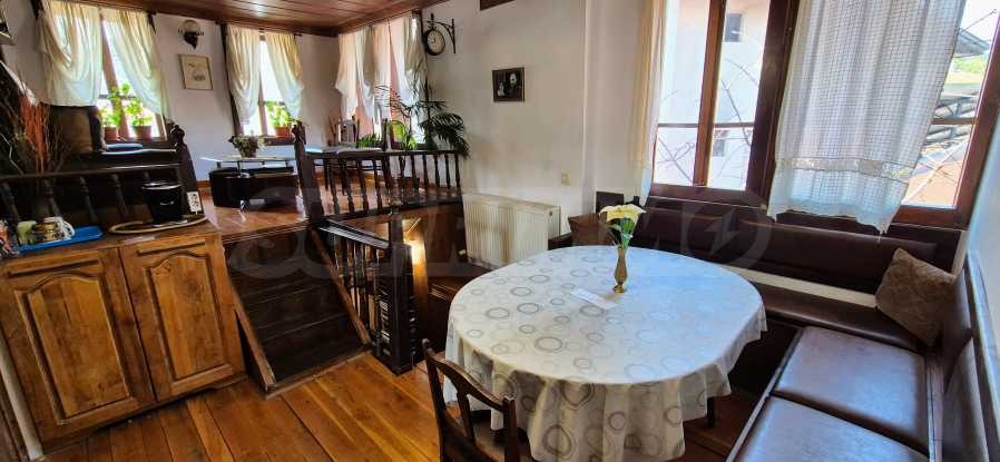 Продава КЪЩА, гр. Трявна, област Габрово, снимка 8 - Къщи - 54972576