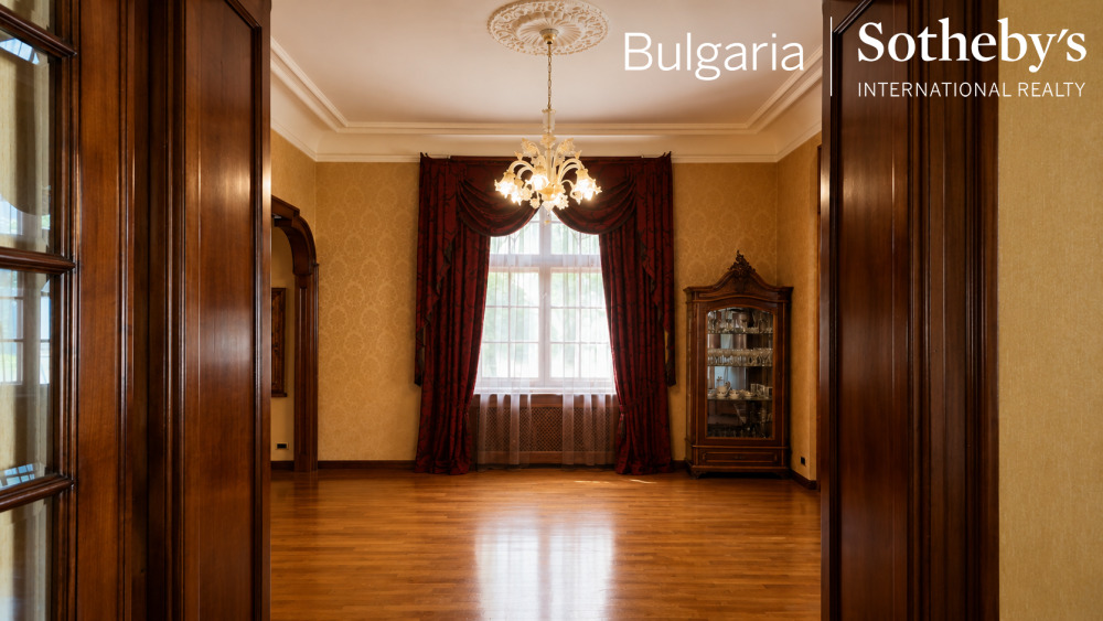 Продава КЪЩА, гр. Варна, Център, снимка 17 - Къщи - 55322404