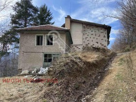 Hotell Jabalka, Gabrovo 1