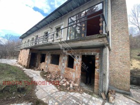 Hotell Jabalka, Gabrovo 3