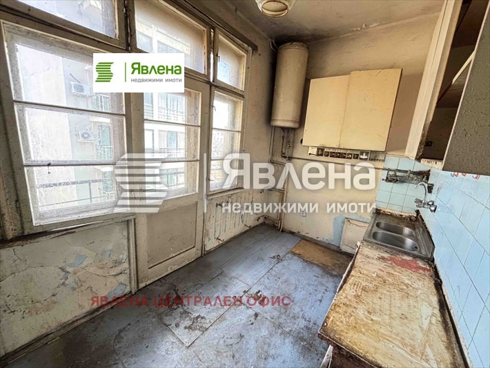 Продава 2-СТАЕН, гр. София, Център, снимка 3 - Апартаменти - 54315044