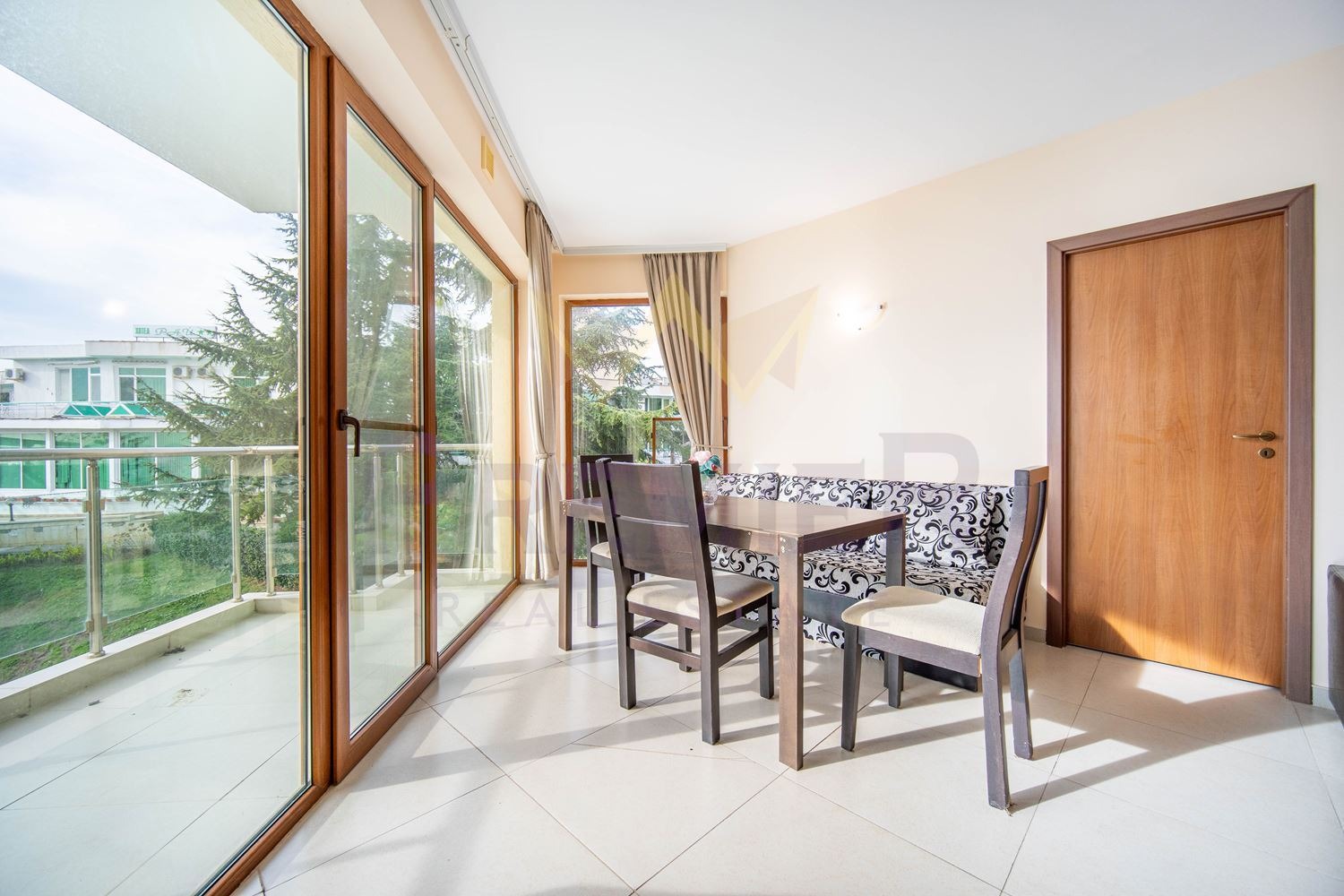 Продава 3-СТАЕН, гр. Балчик, област Добрич, снимка 5 - Апартаменти - 54223663