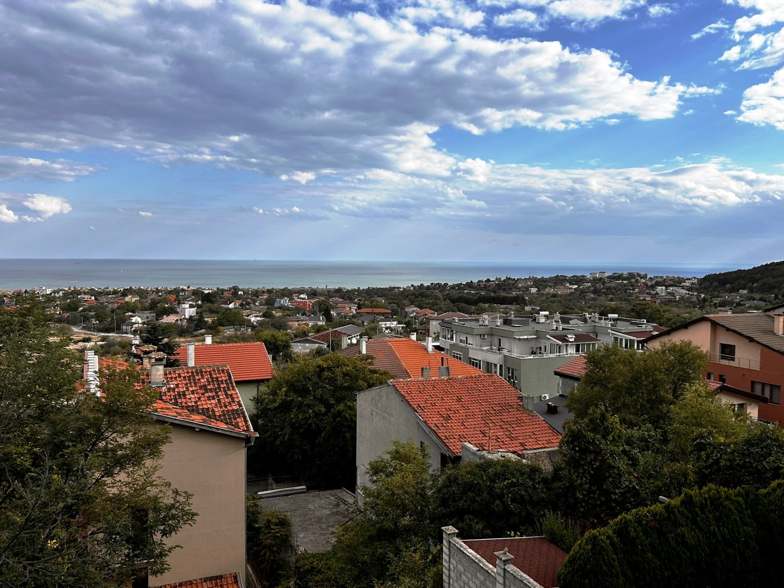 Продава КЪЩА, гр. Варна, Виница