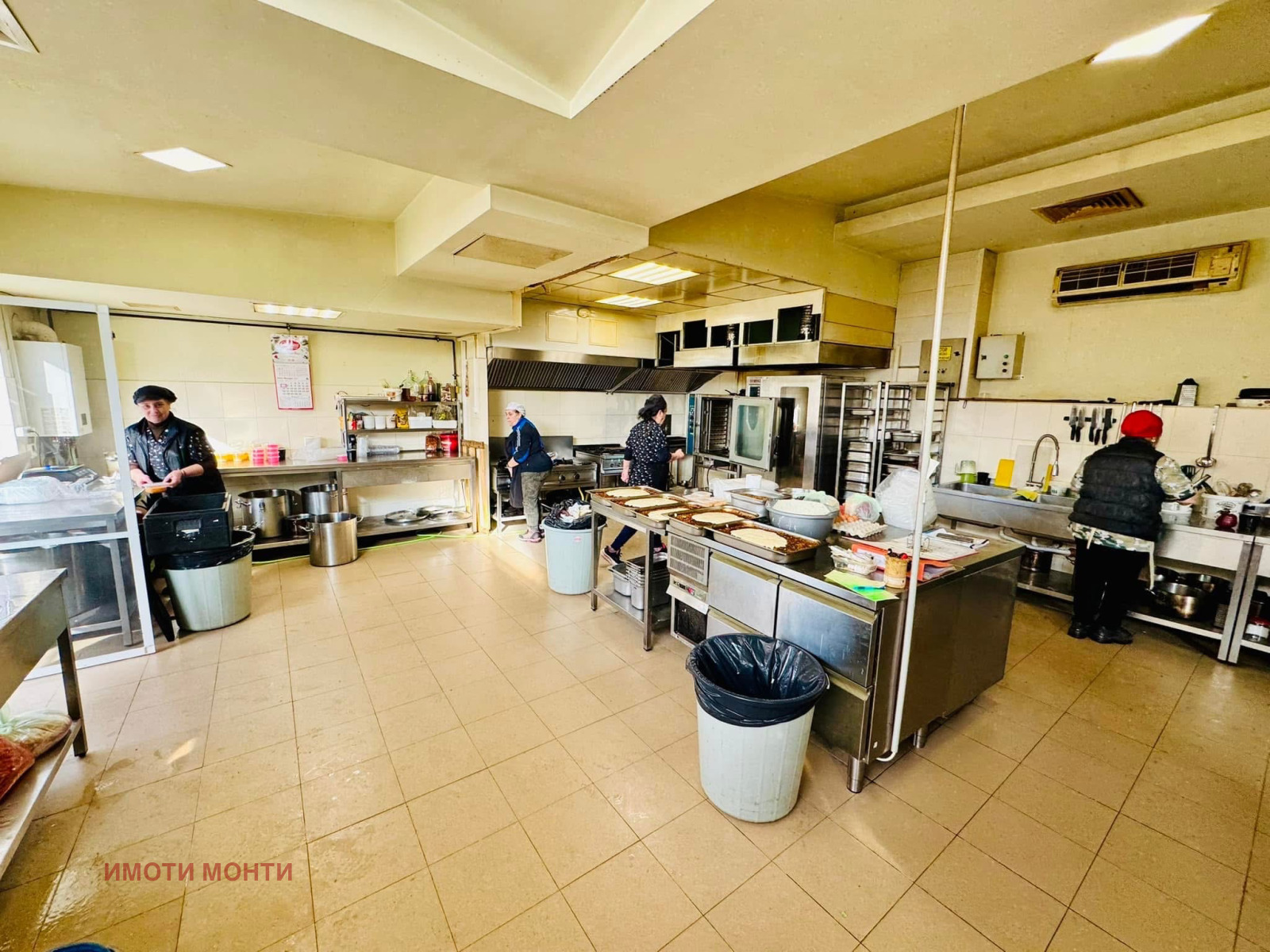 Продава ЗАВЕДЕНИЕ, гр. Монтана, Младост 1