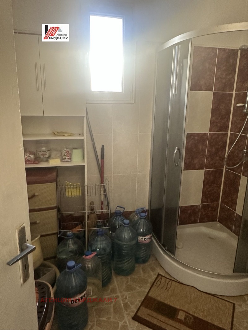 Продава 3-СТАЕН, гр. Кърджали, Център, снимка 9 - Апартаменти - 53601499