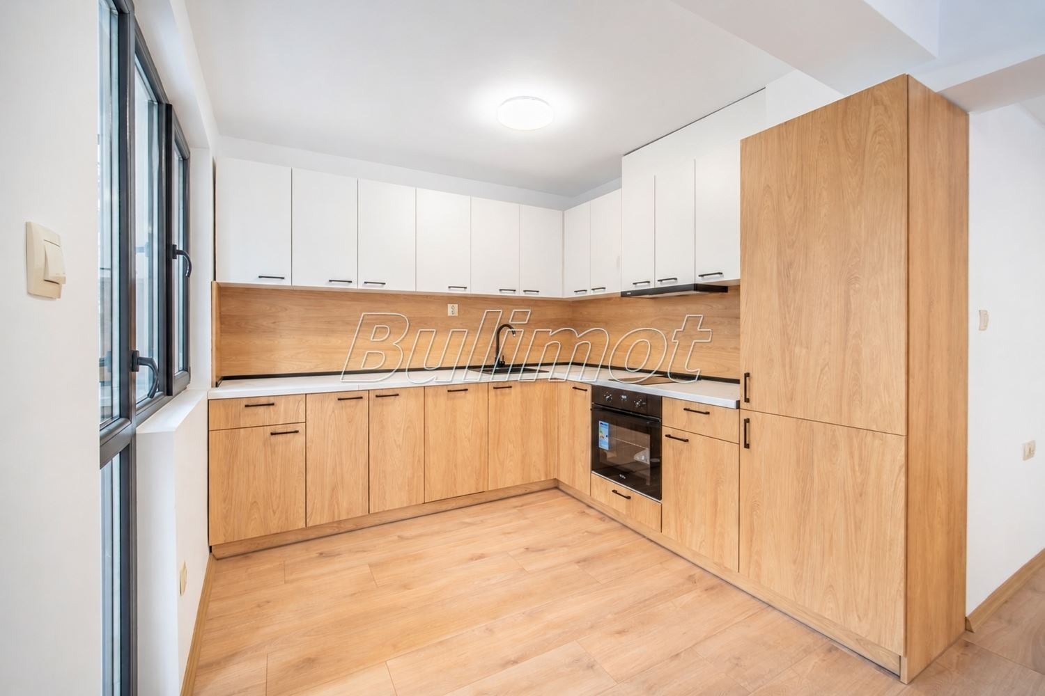 Продава 3-СТАЕН, гр. Варна, Център, снимка 3 - Апартаменти - 55816855