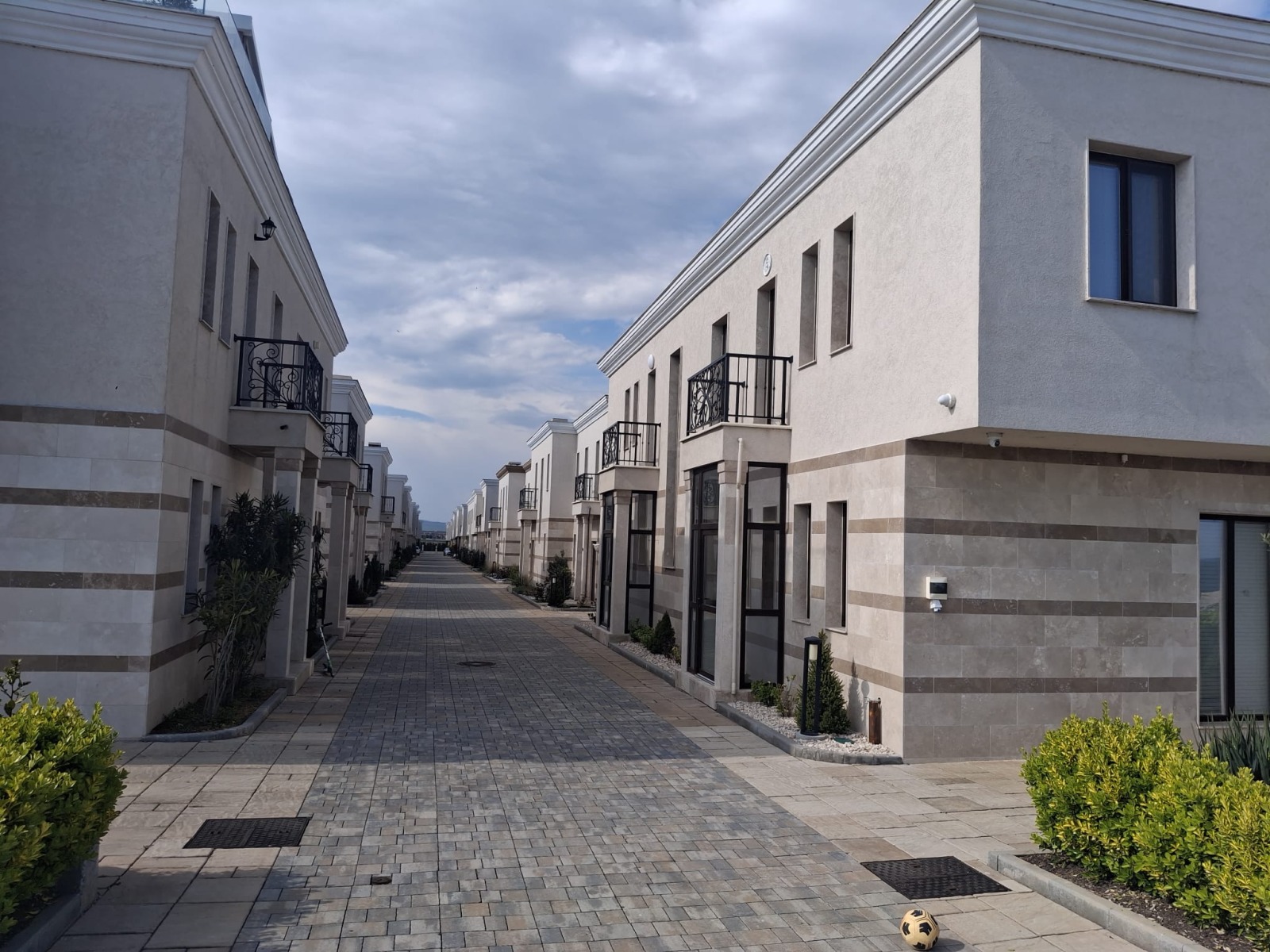 Продава КЪЩА, гр. Бургас, Сарафово, снимка 16 - Къщи - 54487828