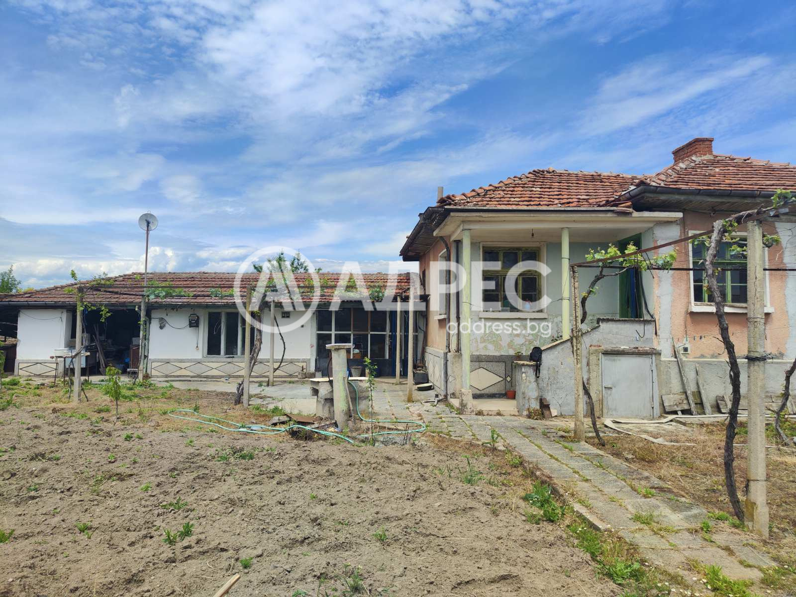 Продава КЪЩА, с. Ръжево, област Пловдив, снимка 2 - Къщи - 54698143