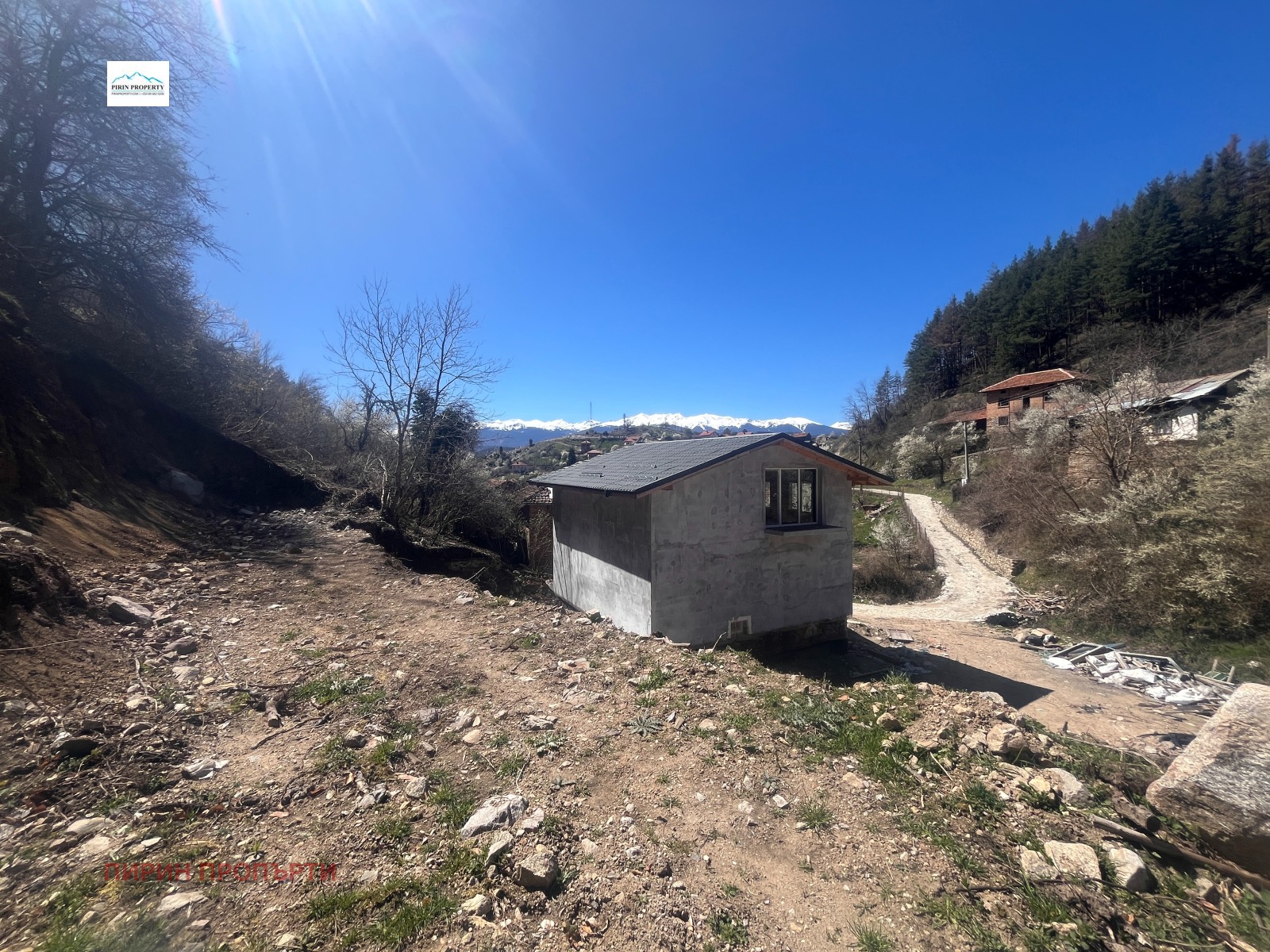 Продава КЪЩА, с. Гостун, област Благоевград, снимка 3 - Къщи - 56413548