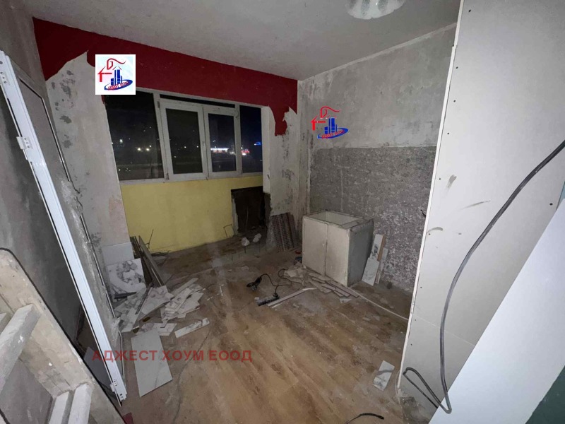 Продава 4-СТАЕН, гр. Шумен, 5-ти полк, снимка 6 - Апартаменти - 52378793