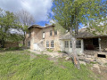 Продава КЪЩА, област Шумен, гр. Нови пазар • 17000 лв. • 35997637 — Holmes.bg