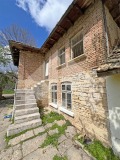 Продава КЪЩА, област Шумен, гр. Нови пазар • 17000 лв. • 35997637 — Holmes.bg