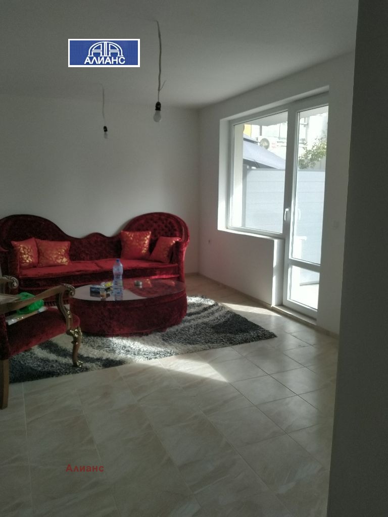 Продава 1-СТАЕН, град Русе, Широк център • 86000 € / 168201.38 лв. • 65066304 1