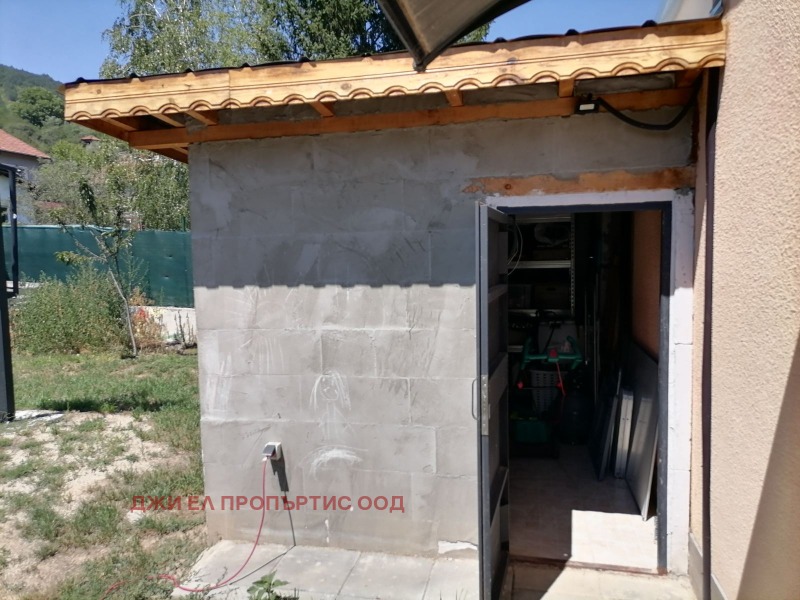 Продава  Къща област София , с. Владо Тричков , 30 кв.м | 66981805 - изображение [17]