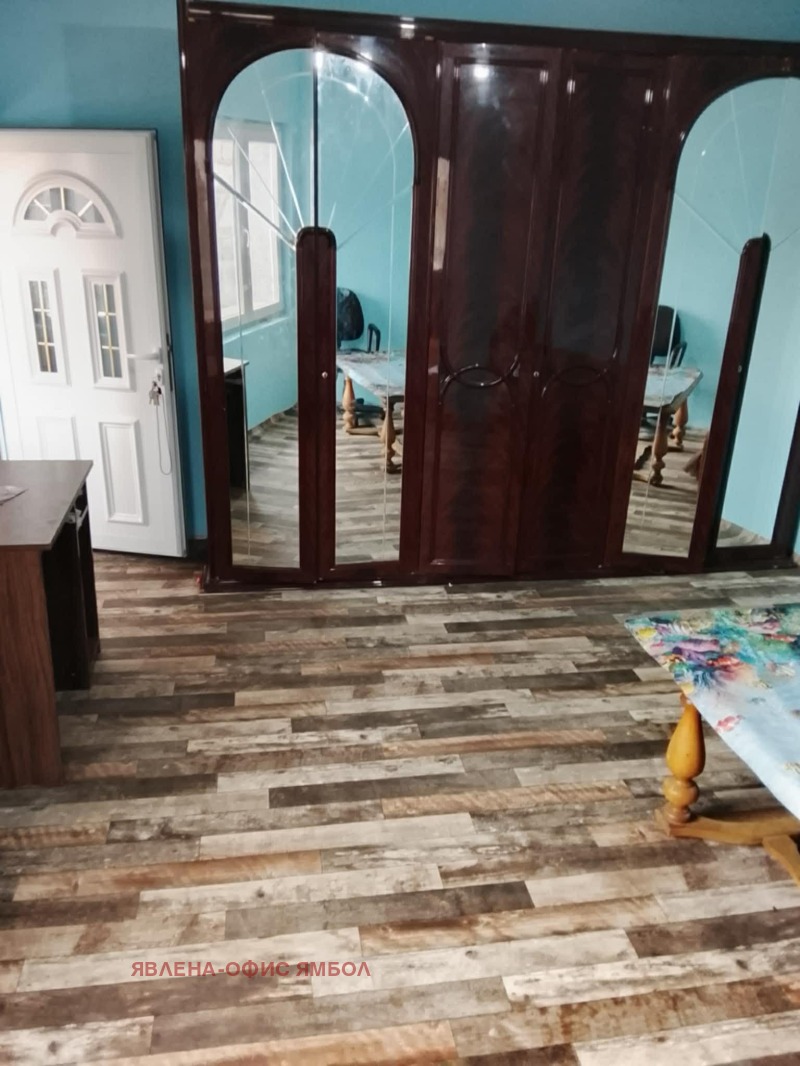 Продава КЪЩА, с. Маломир, област Ямбол, снимка 2 - Къщи - 53353693