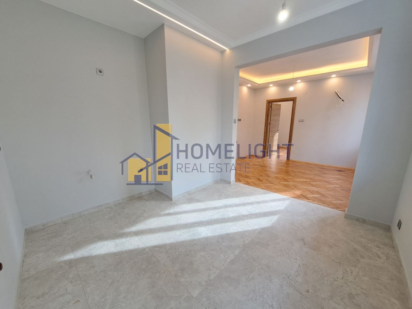 Продава 3-СТАЕН, гр. София, Лозенец, снимка 2 - Апартаменти - 55315468