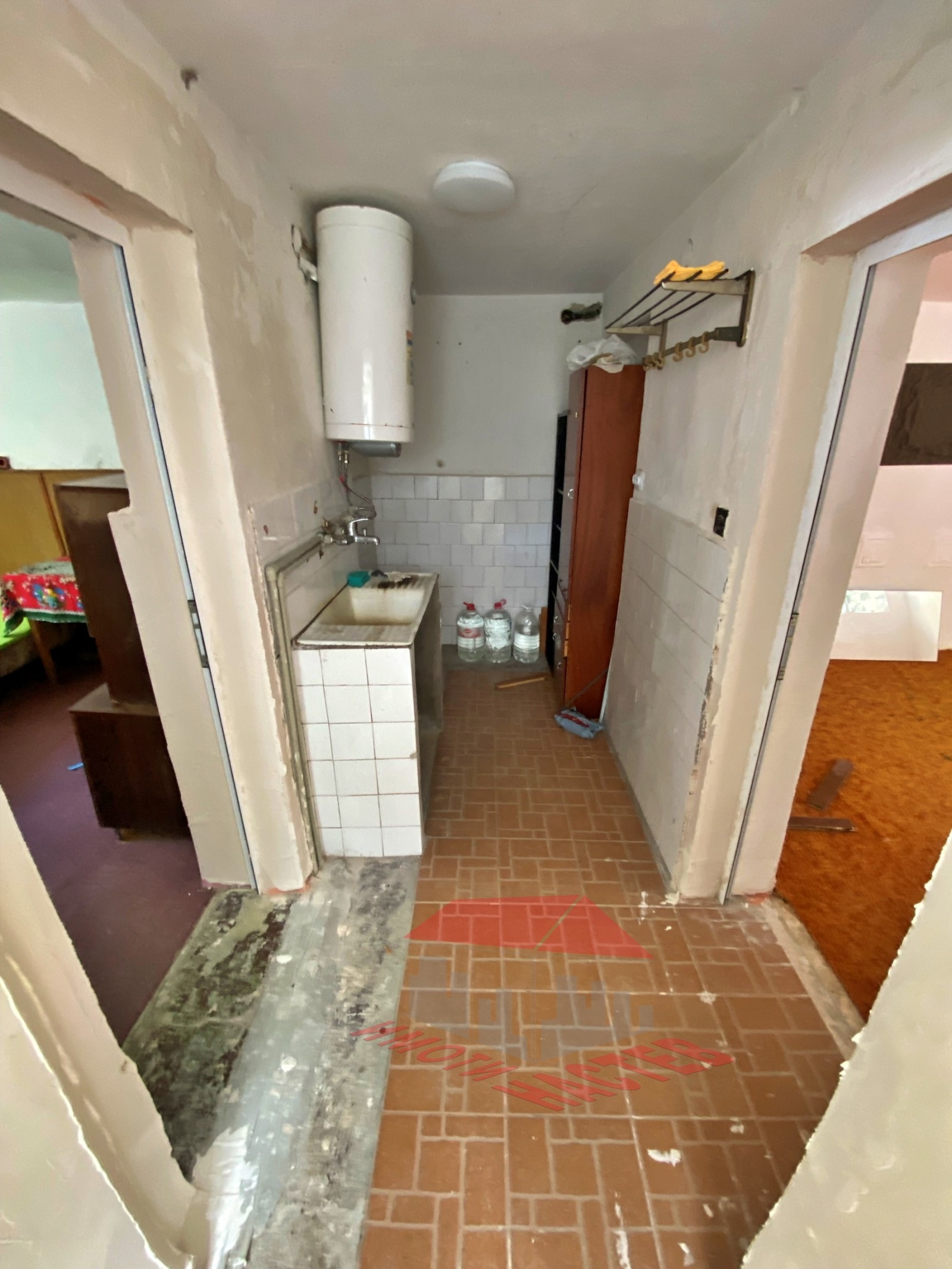 Продава ЕТАЖ ОТ КЪЩА, гр. Шумен, Гривица, снимка 11 - Етаж от къща - 56096179