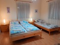 Продава КЪЩА, гр. Елена, област Велико Търново, снимка 2