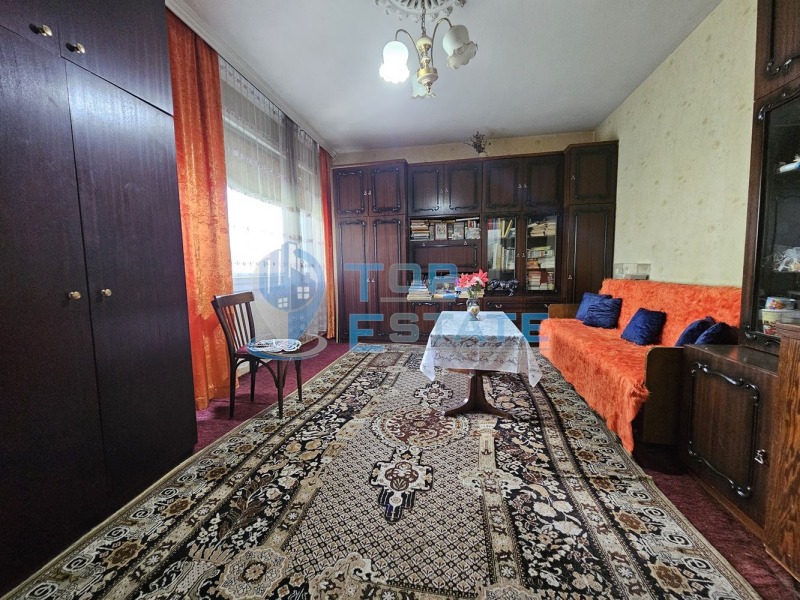 Te koop  2 slaapkamers Veliko Tarnovo , Tsentar , 106 m² | 84838016 - afbeelding [3]