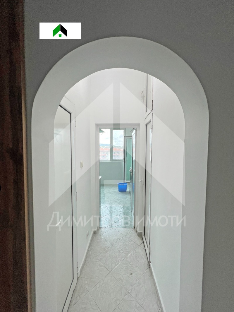 Продава 2-СТАЕН, гр. Нови пазар, област Шумен, снимка 10 - Апартаменти - 52124815