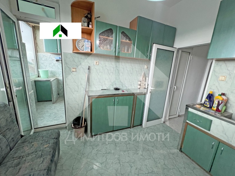 Продава 2-СТАЕН, гр. Нови пазар, област Шумен, снимка 9 - Апартаменти - 52124815