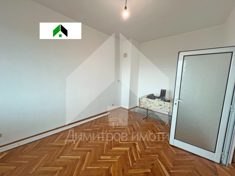 Продава 2-СТАЕН, гр. Нови пазар, област Шумен, снимка 14 - Апартаменти - 52124815