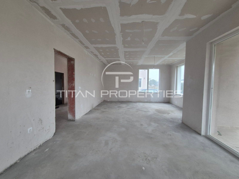 Продава КЪЩА, гр. Пловдив, Коматево, снимка 3 - Къщи - 53520869