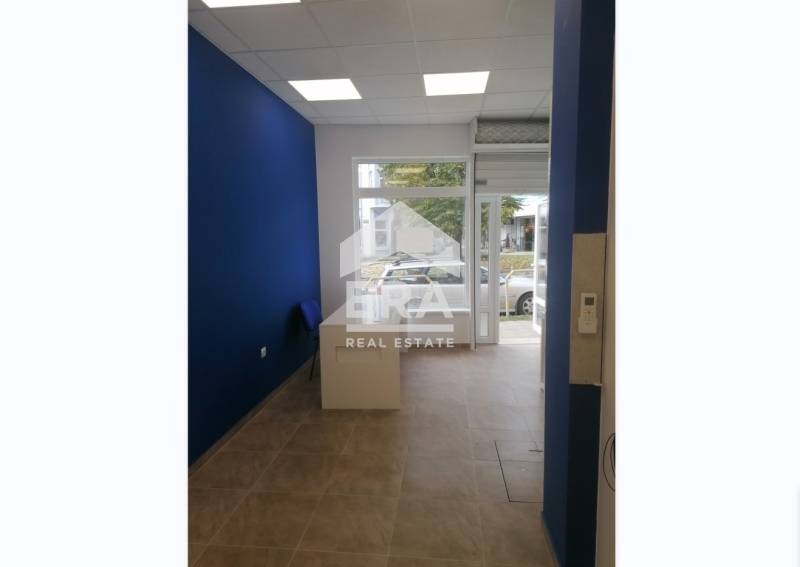 Продава МАГАЗИН, гр. Варна, Център, снимка 2 - Магазини - 52719470