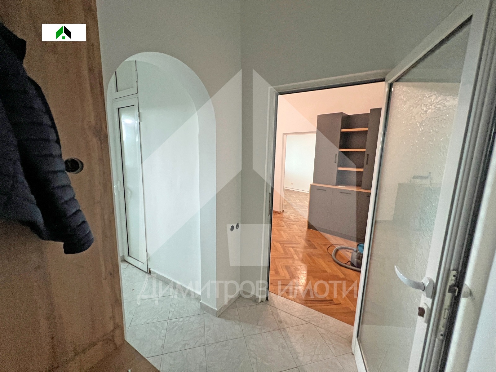 Продава 2-СТАЕН, гр. Нови пазар, област Шумен, снимка 16 - Апартаменти - 55756147