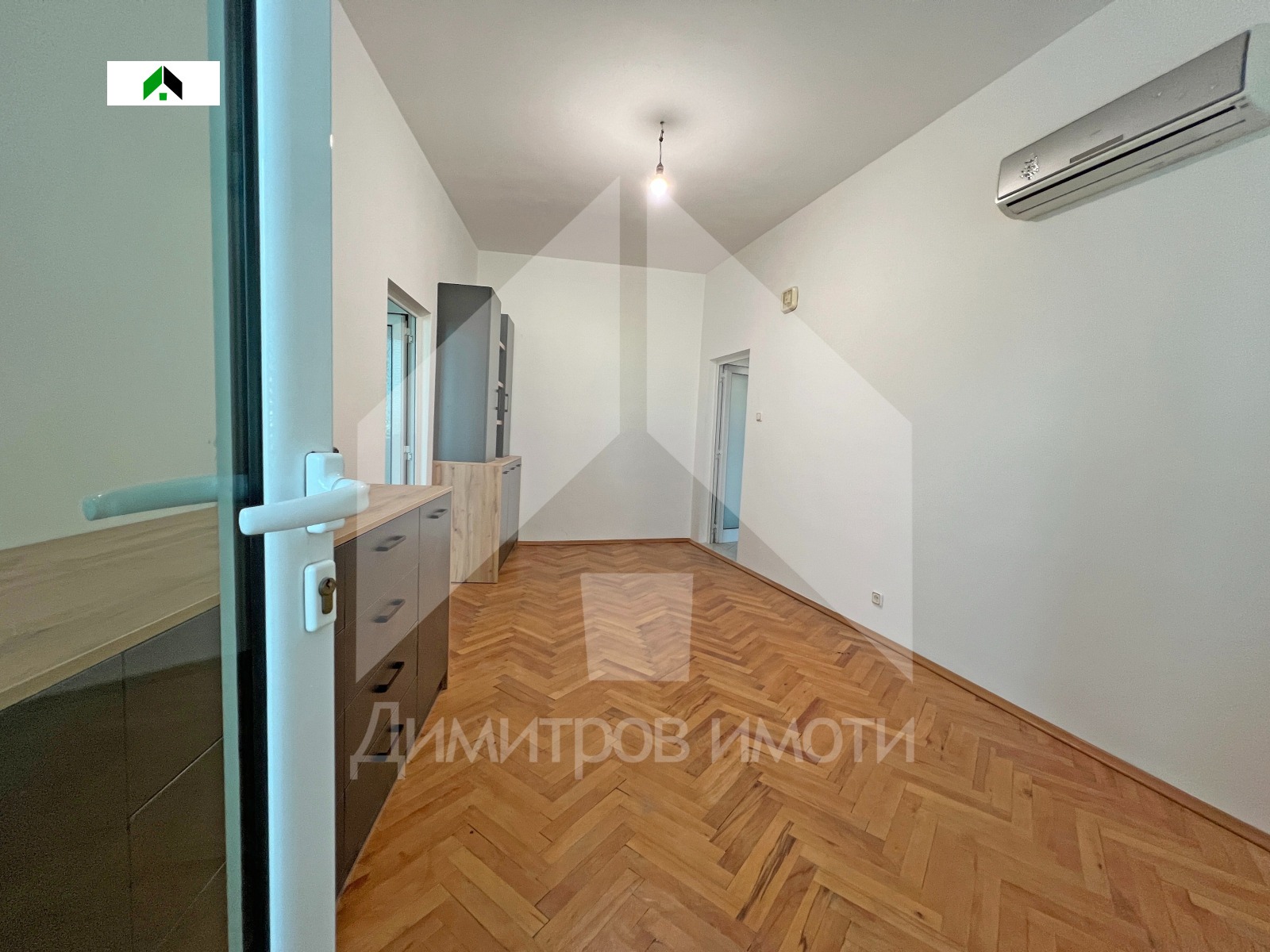 Продава 2-СТАЕН, гр. Нови пазар, област Шумен, снимка 4 - Апартаменти - 55756147
