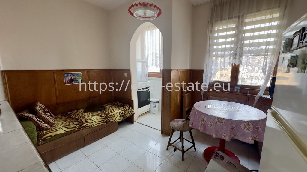 Продава 3-СТАЕН, гр. Благоевград, Еленово 1, снимка 3 - Апартаменти - 53945764