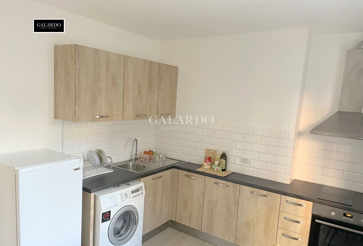 Продава 4-СТАЕН, гр. София, Център, снимка 8 - Апартаменти - 56370603